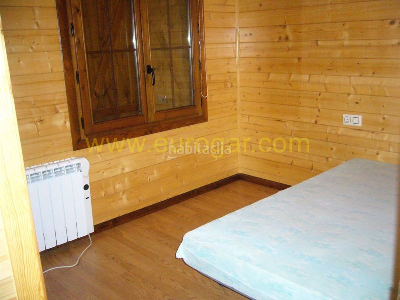 Foto 99409825-0b6b-4e25-a545-2035fd1cd95e. Chalet con parcheggio in Turís