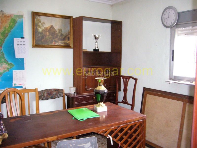 Foto ac772301-e72f-4ddd-b711-2dfba06cf899. Chalet con parcheggio in Turís