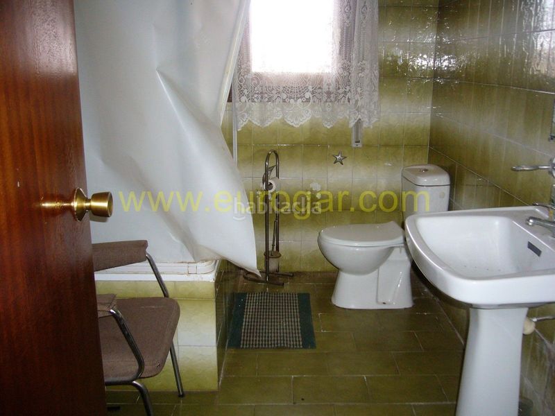 Foto ad3b87a3-9beb-41e0-9a24-55805d161a56. Chalet con parcheggio in Turís