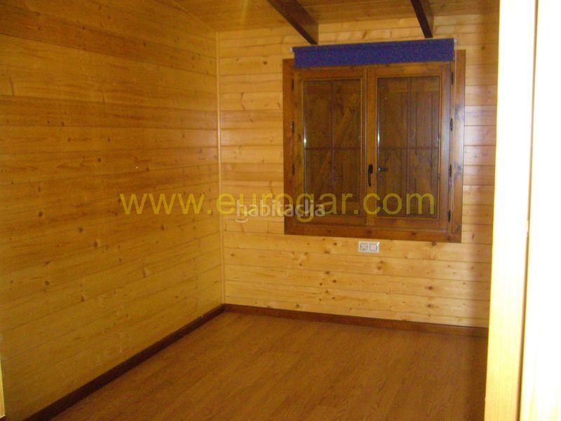 Foto f1c0884e-d89c-4c6e-abed-aaba5943ca5f. Chalet con parcheggio in Turís