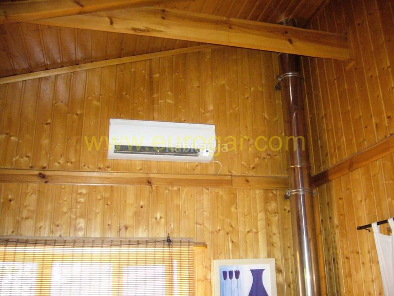 Foto 5a0610d6-abb4-4016-9cb4-018dd96c71c8. Chalet casa de madera en venta 46370 en Centro Chiva