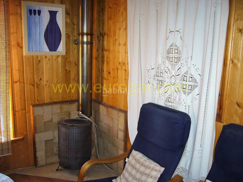 Foto 9e5633f7-3532-4f07-8085-54a494128a34. Chalet casa de madera en venta 46370 en Centro Chiva