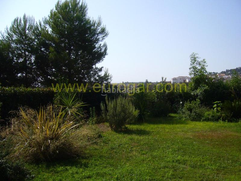 Foto d05d56ab-f09d-4b31-8436-958d3c05e476. Chalet casa de madera en venta 46370 en Centro Chiva