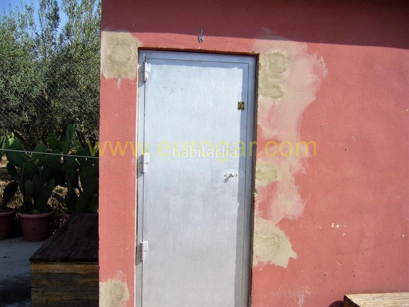 Foto d062e371-16c8-410a-a891-327b44042c3f. Chalet casa de madera en venta 46370 en Centro Chiva