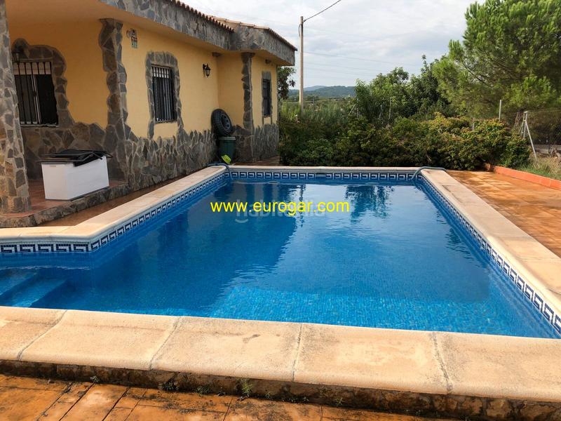 Foto 23511625-3e11-413b-943f-d0be2b218a8a. Chalet  en venta en Las Pedrizas, 46370 en Chiva