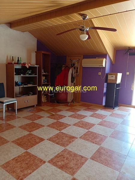 Foto 33e3fb19-eb9f-49ff-9a08-fd21953ddb49. Xalet amb piscina a Godelleta