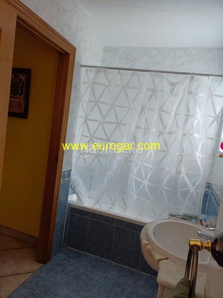 Foto ec8fd7f9-4cd6-45f8-ad33-371c85039bd3. Xalet amb piscina a Godelleta