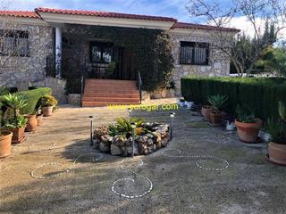 Xalet a Turís. Chalet en venta en altury, turís