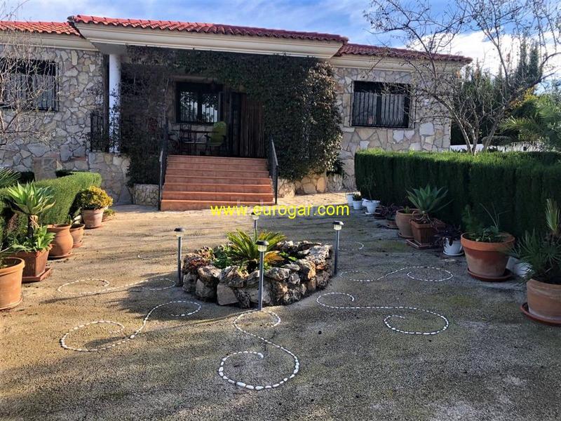 Foto fe41a3cb-7ff7-4668-88f6-09bb62b515f8. Chalet  en venta en altury, en Turís