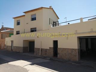 Xalet a Alborache. Chalet a la venta en alborache