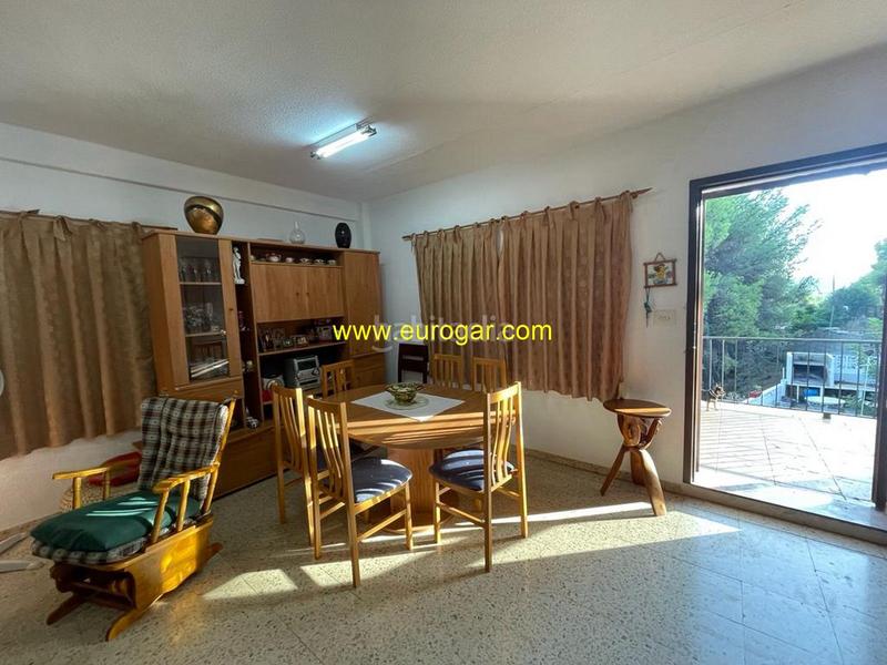 Foto aa12f2e9-f51f-41f6-80e3-2756552a9f15. Chalet with pool in Centro Chiva