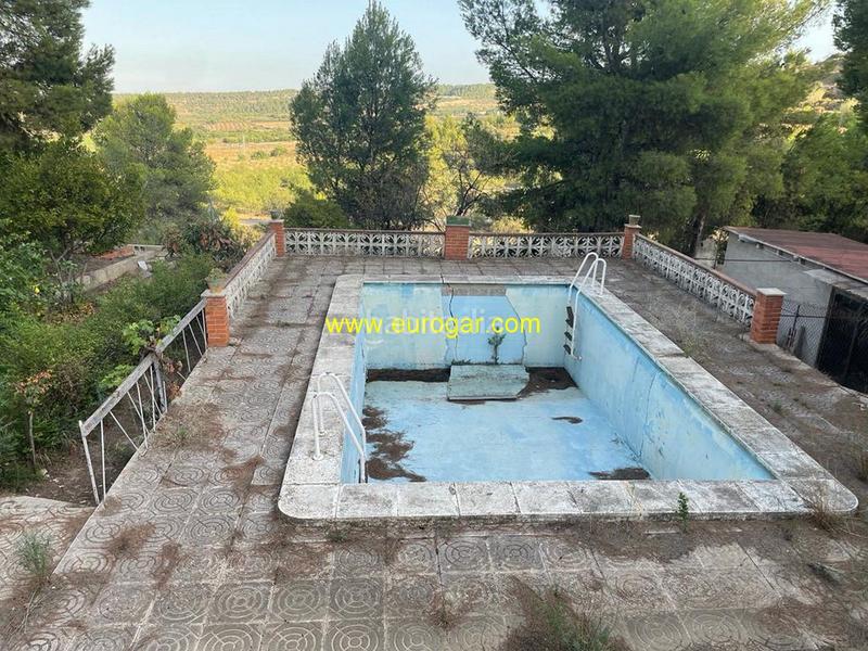 Foto b08e4a30-9d3a-4bbf-910c-cabca673c582. Chalet with pool in Centro Chiva