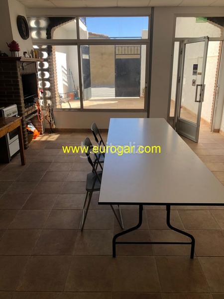 Foto 878c9915-f89c-4873-885a-53c3a9c6d157. Maison avec parking dans Centro Chiva