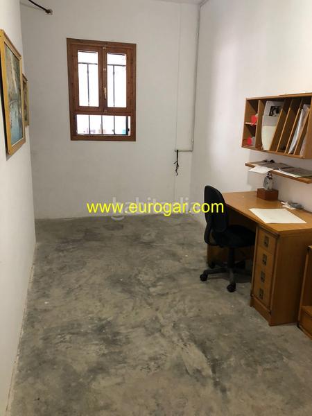 Foto 9d945ac4-f93e-4ccb-901d-0a3bc46d7f33. Maison avec parking dans Centro Chiva