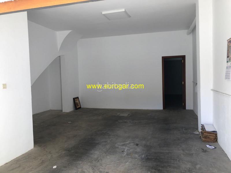 Foto f916d067-5d29-4f33-8d37-041221329966. Maison avec parking dans Centro Chiva