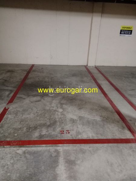 Foto a3776410-406f-44be-b878-072b3bc2fec5. Miete autoparkplatz in Centro Chiva