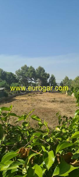 Foto 2b1469e0-b310-42fe-8b4e-e69d1b3c1df3. Terreno residencial estupenda parcela de 1200m2 aproximadamente en loma de miralcampo. en Chiva