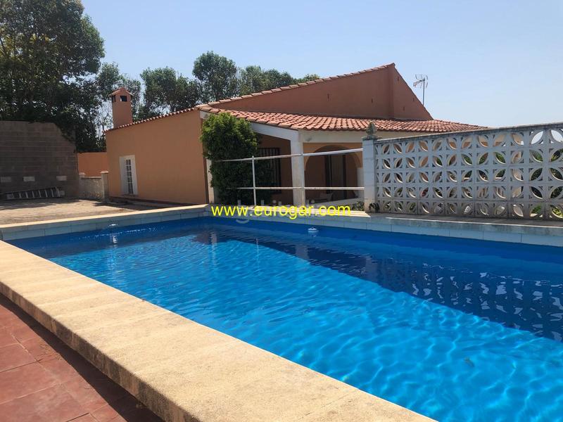 Foto b8772a61-f014-4cef-a14c-f12beaaef359. Chalet mit kamin parking pool in Centro Chiva