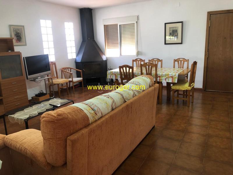 Foto c7a93232-b80d-4f4e-bd4a-816527cd3272. Chalet mit kamin parking pool in Centro Chiva