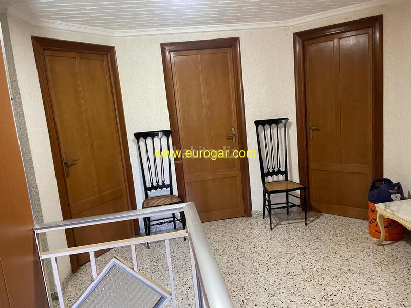 Foto c0ff6948-3fbf-4442-836f-e77db7a0bd1a. Chalet con camino parcheggio piscina in Buñol