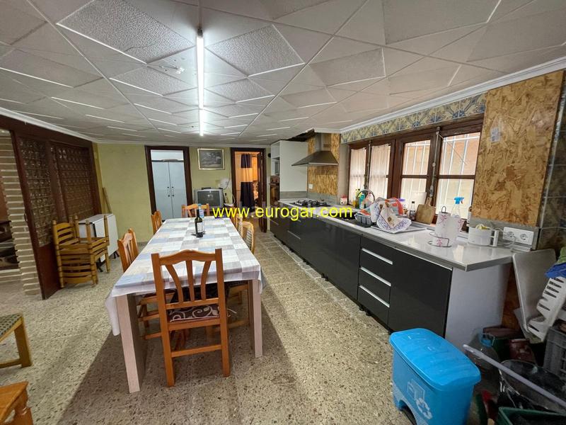 Foto f87c8c9f-8139-4420-9749-e7ea2cd2b7bf. Chalet con camino parcheggio piscina in Buñol