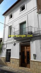 Casa a Buñol. Casa de 330m2 en venta en buñol 46360