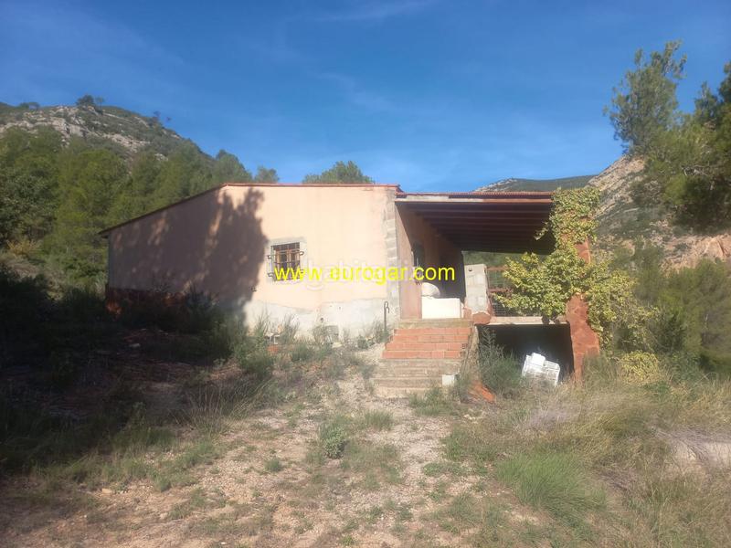 Foto 77e55a60-ea41-4f47-b2b3-f4f2daa752f8. Xalet amb aparcament a Las Pedrizas Chiva