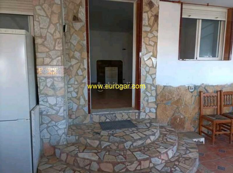 Foto b0177725-ce2e-4eae-ba8e-1aa5bcf686e9. Xalet a Godelleta