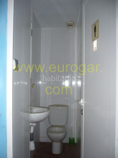 Foto 06094d82-0e20-4fbc-a6dd-f137d7a1c393. Local commercial dans Centro Chiva