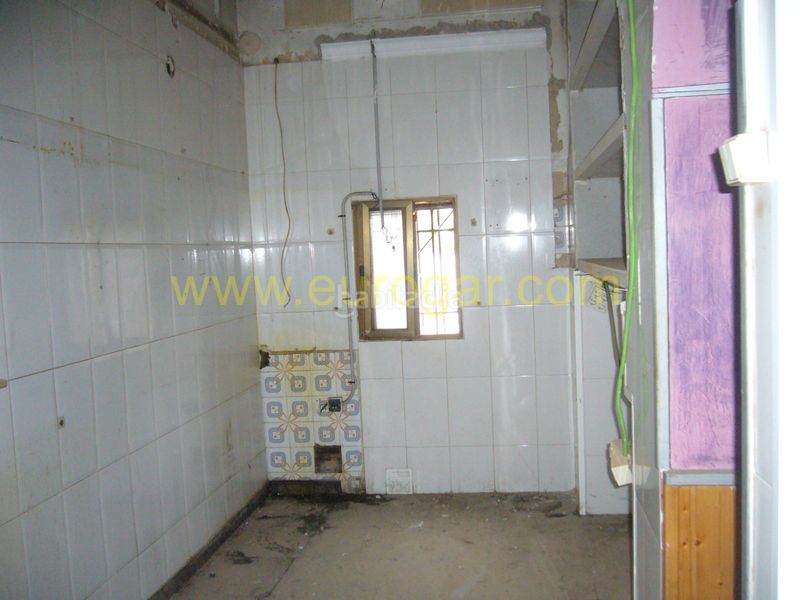 Foto 0e14a4c5-e4ae-4cc2-998f-8b9d8d597333. Local commercial dans Centro Chiva
