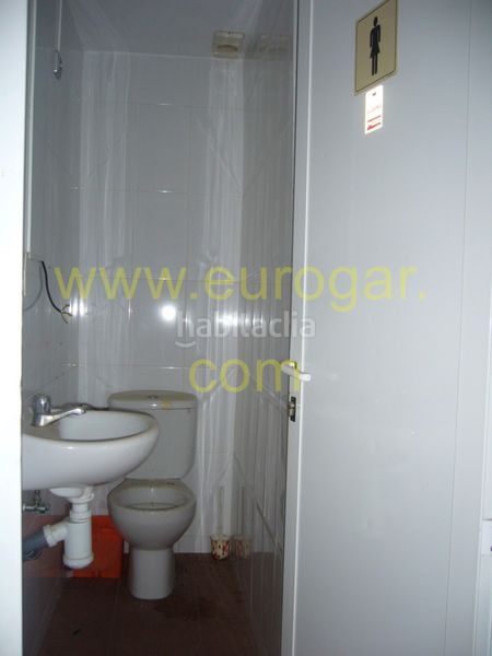 Foto 8a298dee-d821-4e0c-ae8a-134783577e21. Local commercial dans Centro Chiva