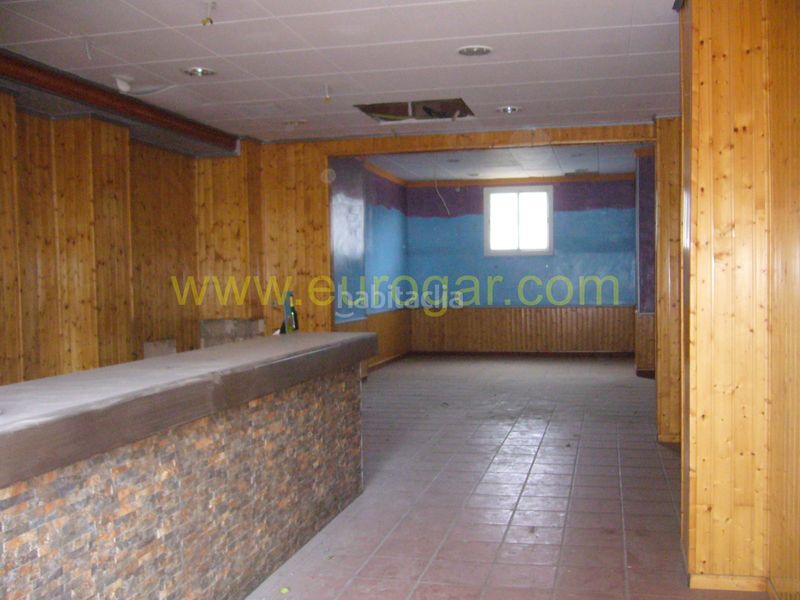 Foto b02f3760-c2d0-4205-a884-95e42a91344e. Local commercial dans Centro Chiva