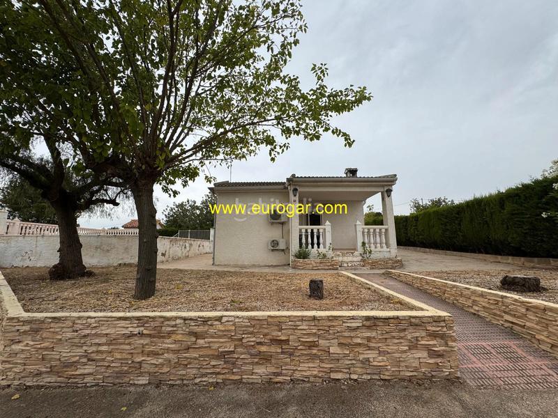 Foto 2b81ee26-affd-4307-870c-485c6bbd7bd9. Chalet estupendo chalet en Las Pedrizas Chiva
