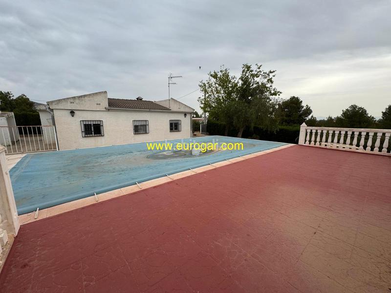 Foto 5bc2ddbe-0cbf-4659-b9d0-f4894cc71a30. Chalet estupendo chalet en Las Pedrizas Chiva