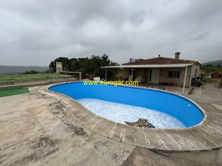 Chalet en Centro. Estupendo chalet en chiva