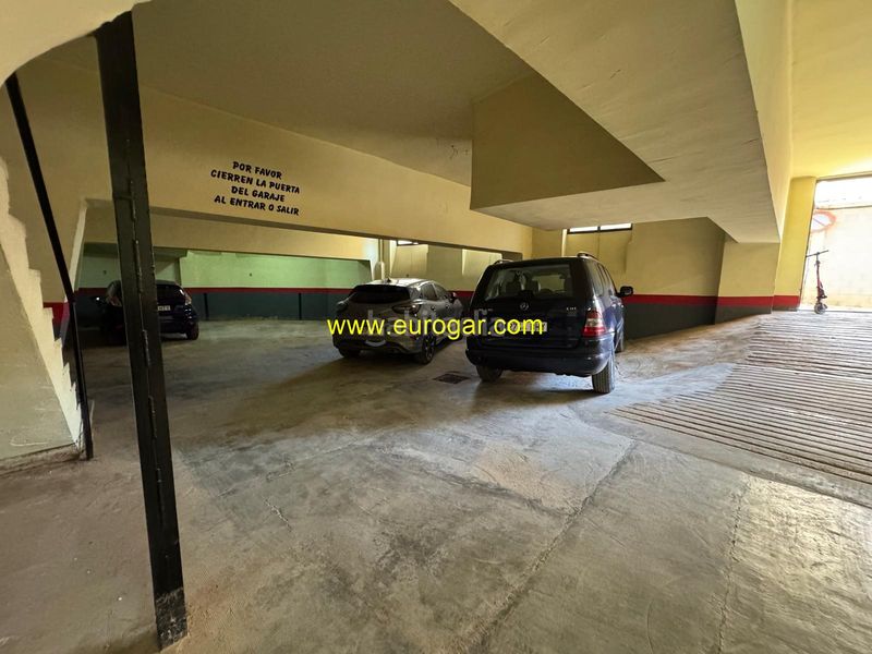 Foto 82e48dfd-92d2-433e-b293-926541ec65c9. Autoparkplatz in Centro Chiva