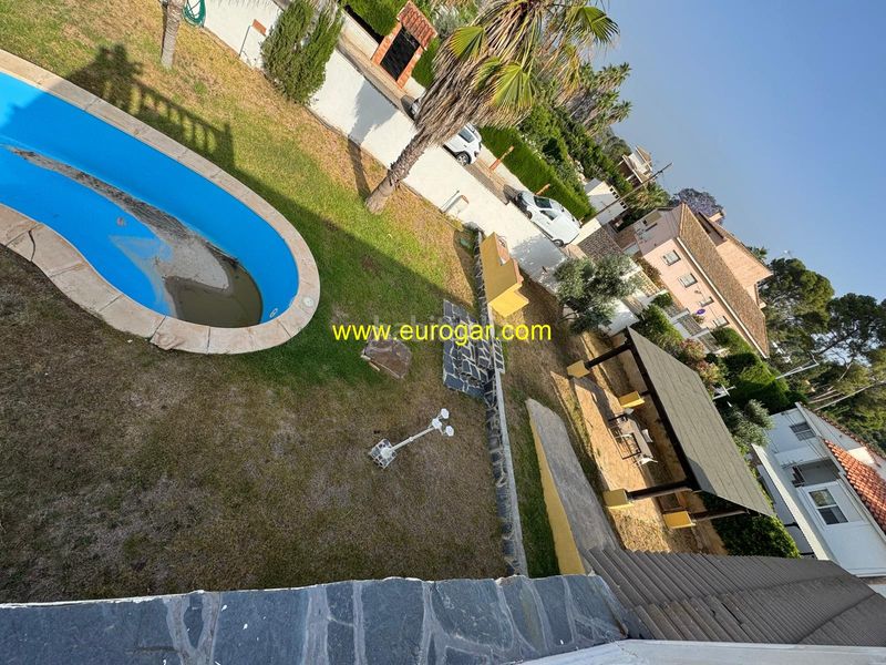 Foto 5b8805b4-f1b5-4890-9170-72fd3cc6bd89. Chalet avec parking piscine dans Vilamarxant