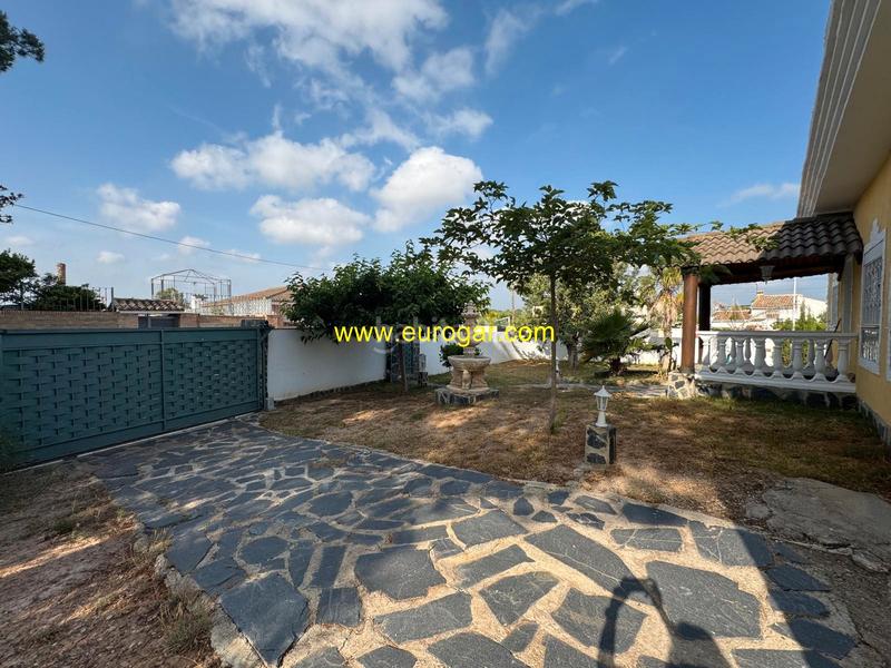 Foto 43db696d-a9b4-481d-a2c0-a7b83326e4cc. Chalet en Vilamarxant