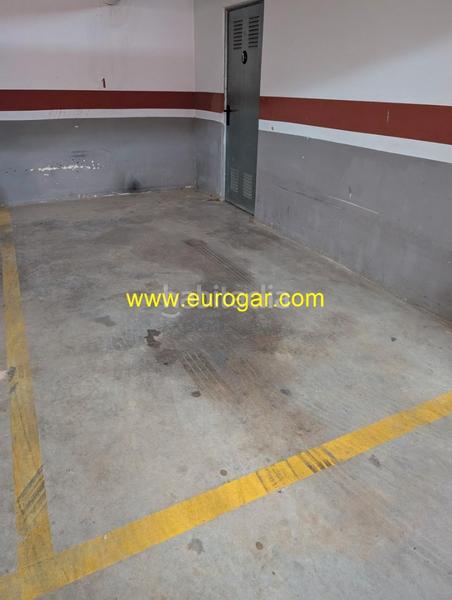 Foto 67ce365e-4319-47fb-8e9a-b2a654c9f474. Àtic amb aparcament a Centro Chiva