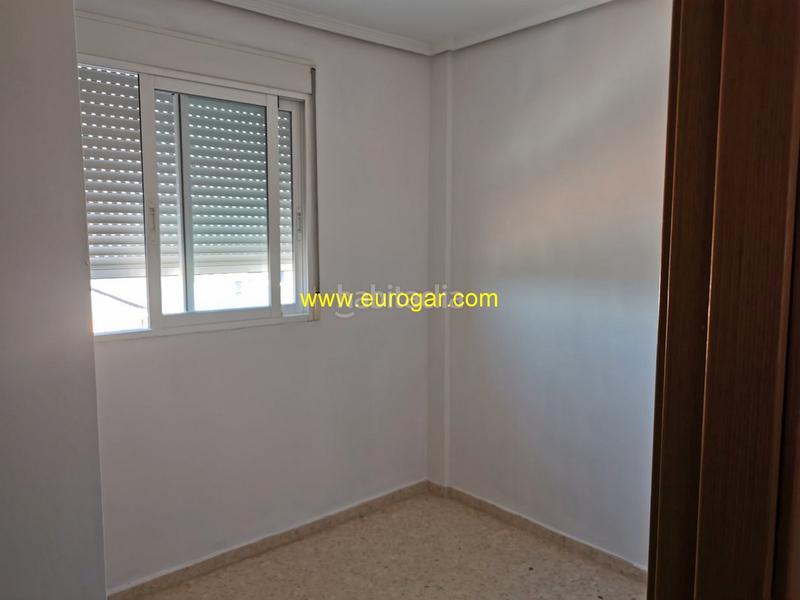 Foto 82ae2973-81d5-484e-a039-a45894a42ce8. Àtic amb aparcament a Centro Chiva