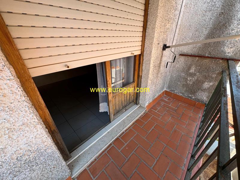 Foto 051bbe81-45d5-4d70-8d73-044c38892b3b. Casa amb xemeneia a Centro Chiva