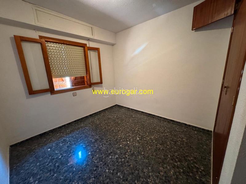 Foto 7a083c93-2826-4064-8cda-7ff09b2f5b19. Casa amb xemeneia a Centro Chiva