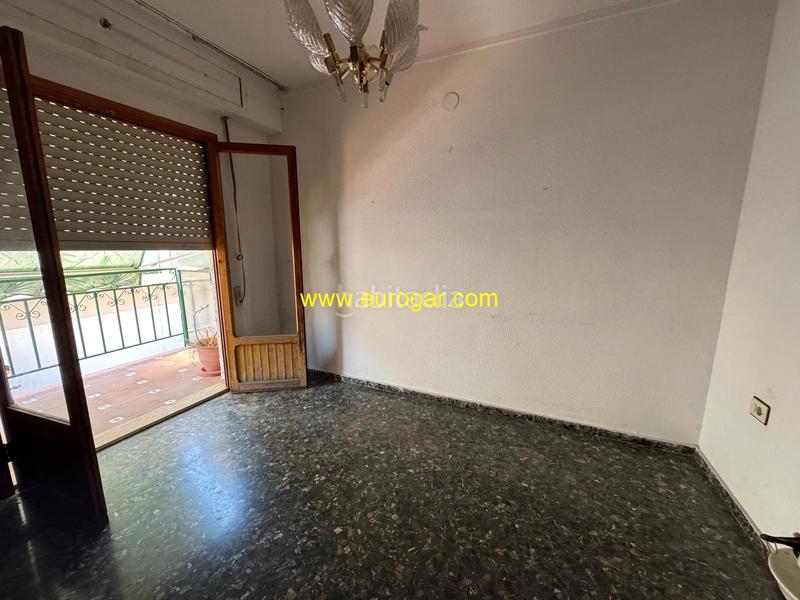 Foto ae5cdccb-a618-4acd-af13-83b864453a2c. Casa amb xemeneia a Centro Chiva