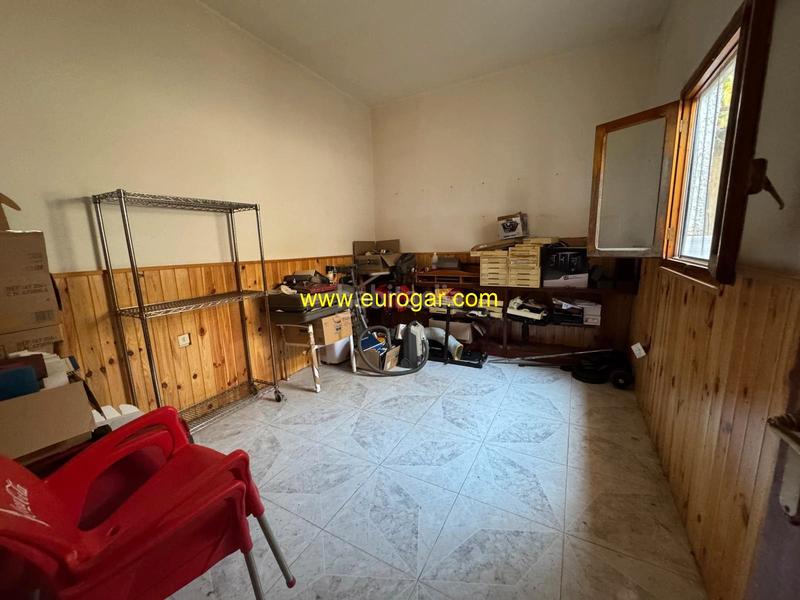 Foto b2448182-4e7d-4373-a957-1b30f9219b22. Casa amb xemeneia a Centro Chiva