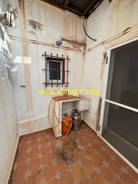 Foto 2bfc9dd2-12d7-4aca-a669-484d29b10321. Xalet amb xemeneia piscina a Godelleta