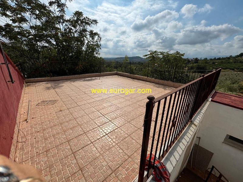 Foto 5a87b9b4-0dde-49c2-be88-c8951b84e0bd. Xalet amb xemeneia piscina a Godelleta