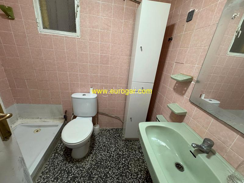 Foto 4d24080c-e620-46b4-90ea-526921ae0cc2. Pis a Centro Chiva