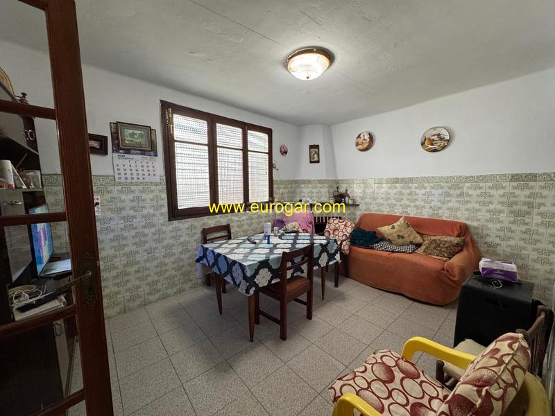 Foto c1dbff45-abf3-4e35-bcd1-a2f2424c21c2. Pis a Centro Chiva