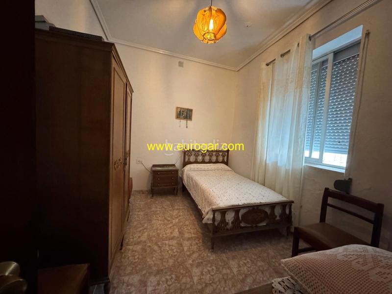 Foto e078de12-0daa-4c67-89b6-1c56a94c96c7. Pis a Centro Chiva