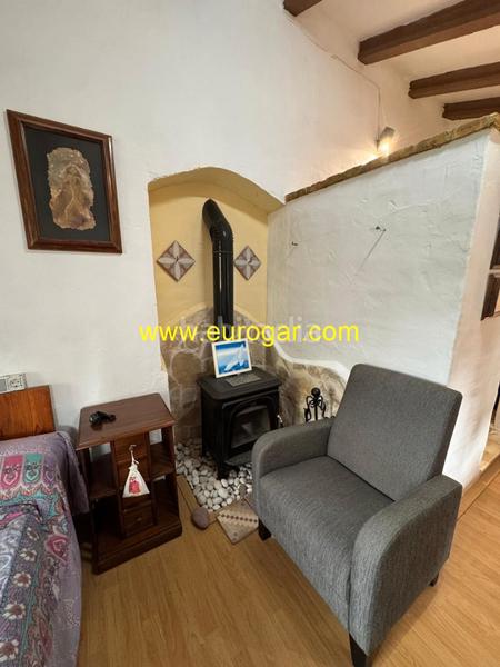 Foto f6d1ebc7-224a-4ec7-99a9-94f56a9101d0. Bauernhof in Gestalgar